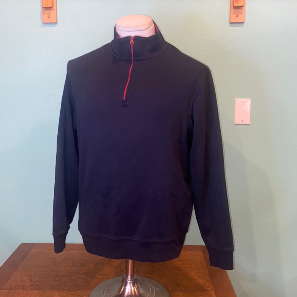 Vineyard Vines Pullover. Medium. Great Condition - image 1